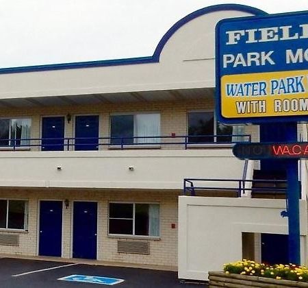 Fields Park Motel Wisconsin Dells Buitenkant foto
